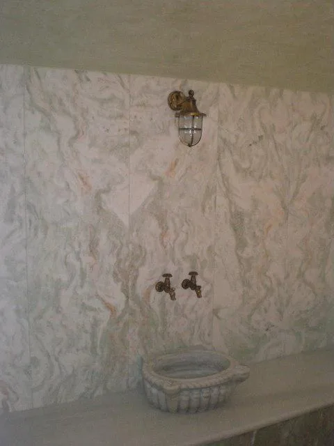 Forma final de mármol del hammam.