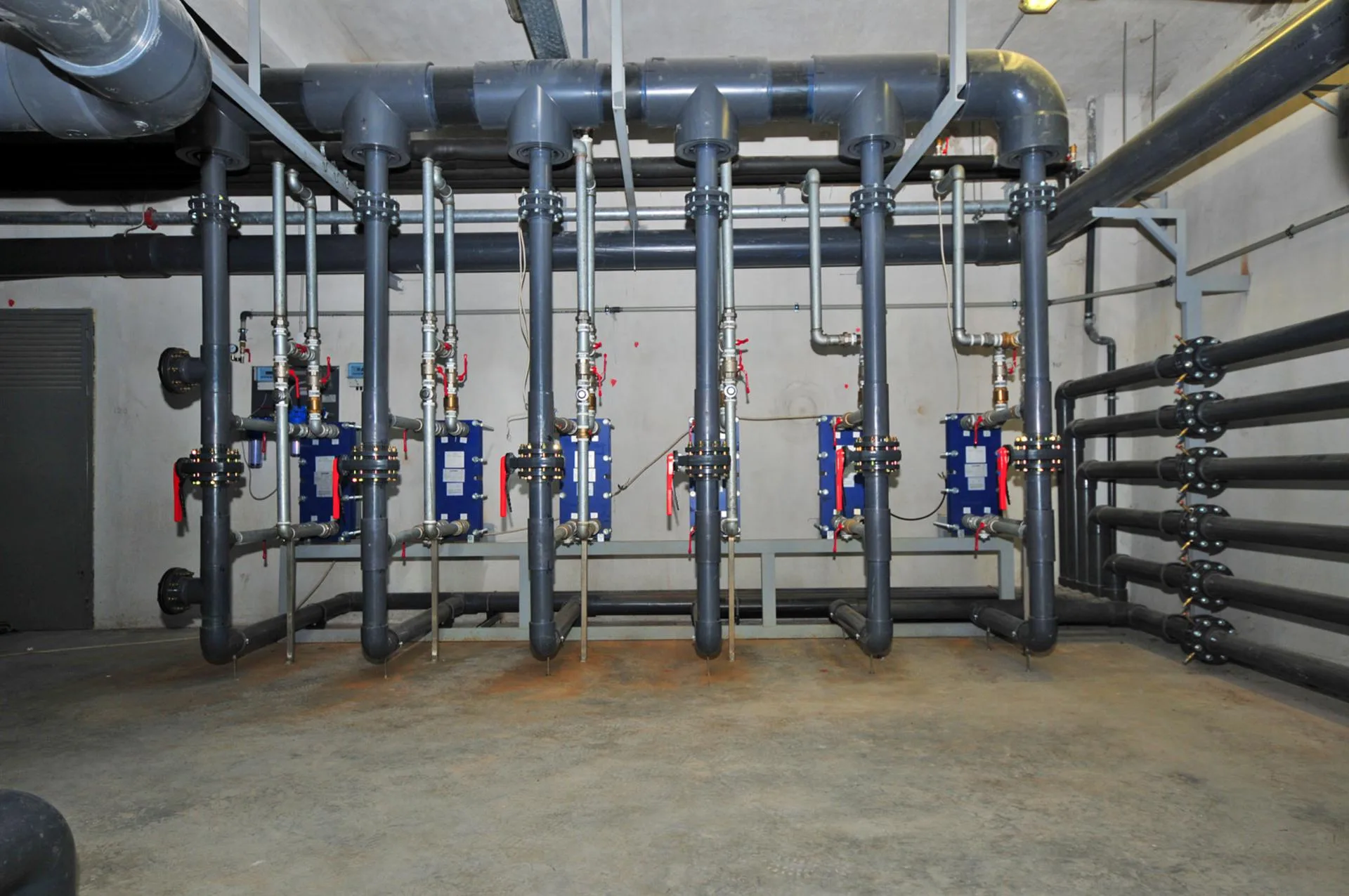 Städtisches Schwimmbad Naousa - Foto 4